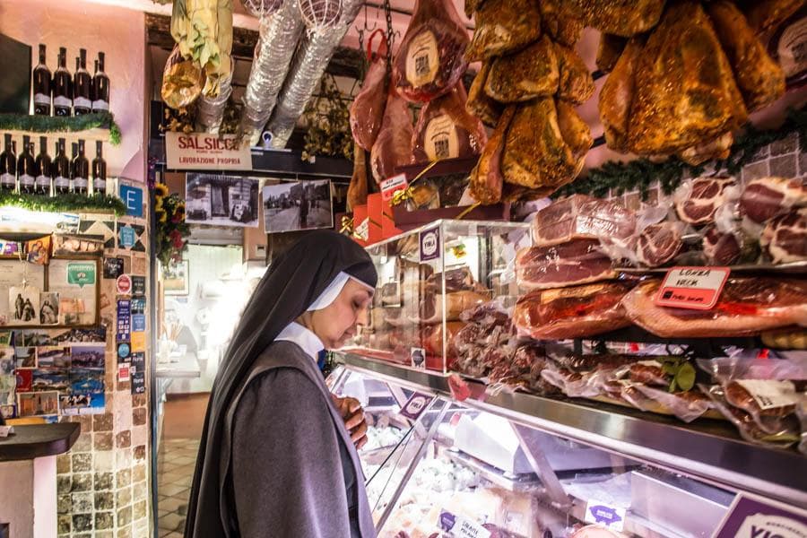 GYG Street Food Tour Norcineria