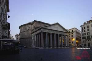 Do's in Rome Early morning at the Pantheon