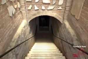 Calixtus catacombs exit