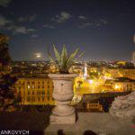Vatikanische Museen Blick auf Rom bei Vollmond