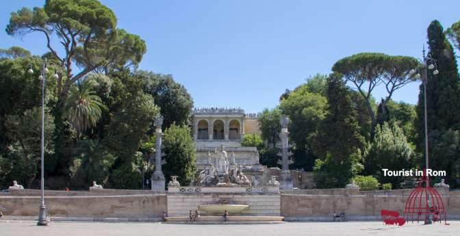 Agosto a Roma Piazza del Popolo