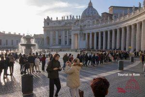 Coda alla Basilica di San Pietro