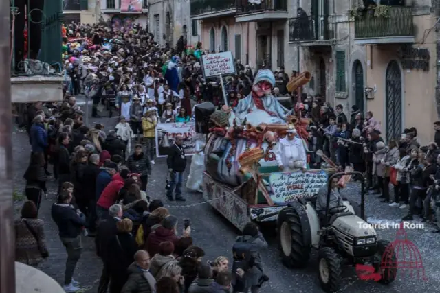 Carnevale a Rome Parata a Ronciglione Carnevale a Rome Parata a Ronciglione