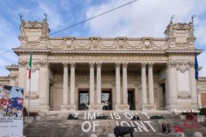 Roma Pasqua Museo Nazionale di Arte Moderna