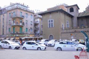 Taxi in Rom Taxistand Piazza Belli Taxi in Rom Taxistand Piazza Belli