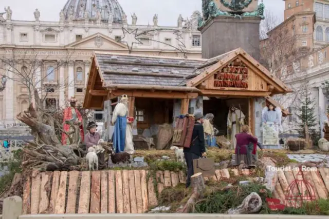St. Peter's nativity scene · Nativity St Peter's Square 2019 10