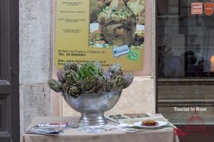 Roma primavera carciofi